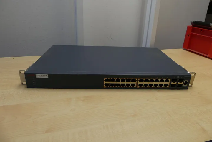 Avaya Netzwerk-Switch, PoE Modell: 3524GT-PWR+